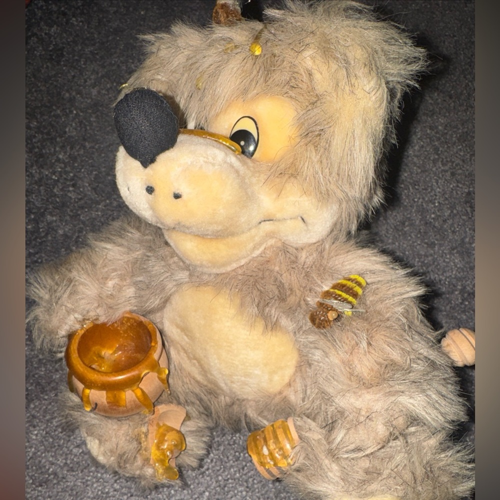 Vintage 1990 Orzek 9" Honey Pot plush "Elmo" Teddy Bear With Bee 🐝